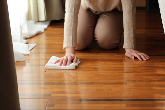 イメージ：ぞうきん掛け